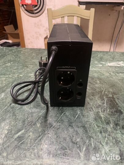 Ибп CyberPower UT650E