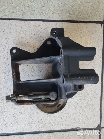 Натяжной ролик Kia Magentis 2001г