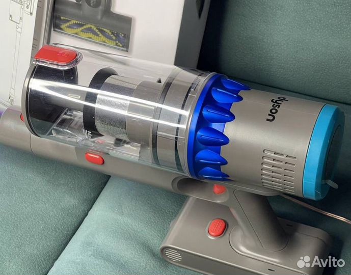 Ручной пылесос Dyson V15gm detect