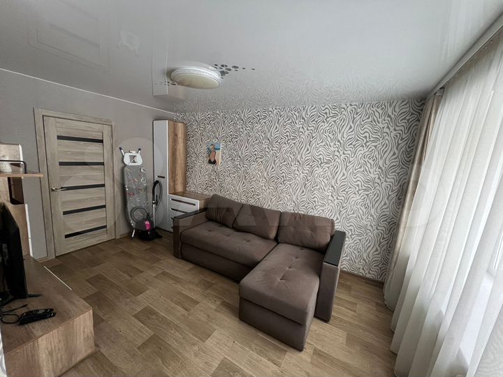 2-к. квартира, 42 м², 1/5 эт.