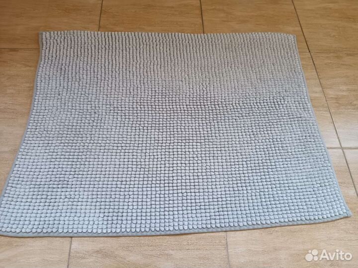 Коврик для ванной