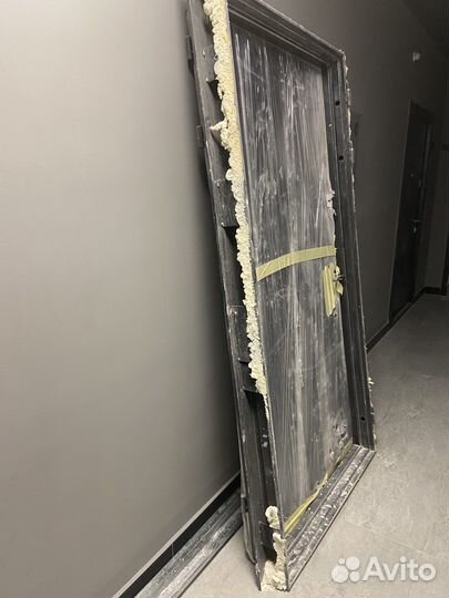 Дверь металлическая