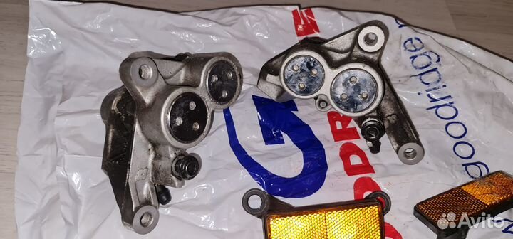 Суппорта передние XV1900 2009 с магистралями