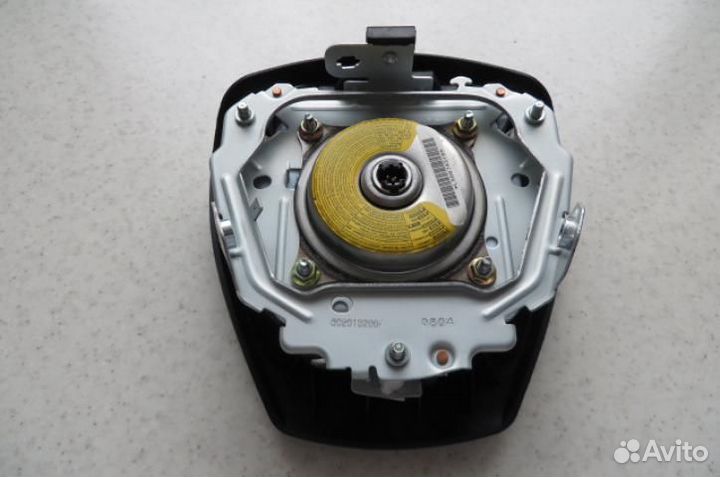 Подушка безопасности в рулевое колесо Mazda Mazda6