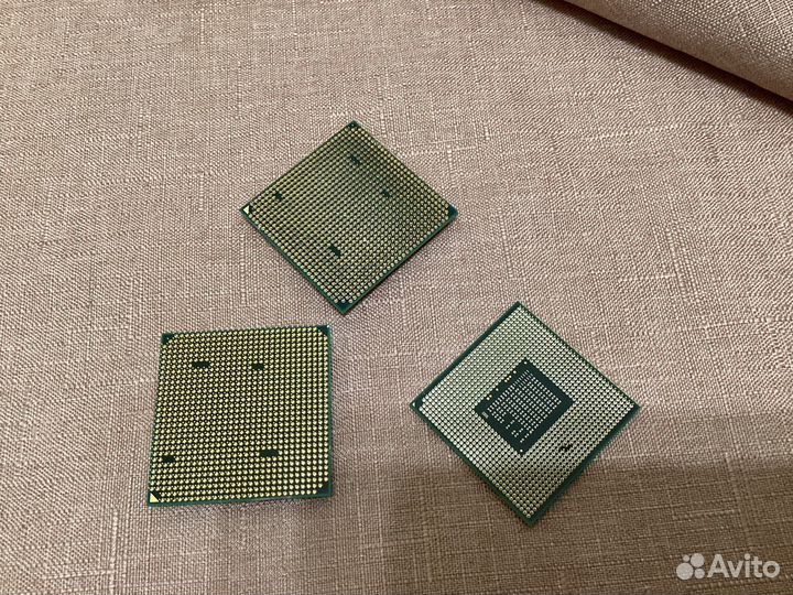 Процессор Intel Celeron B800 AMD Athlon II X3 450