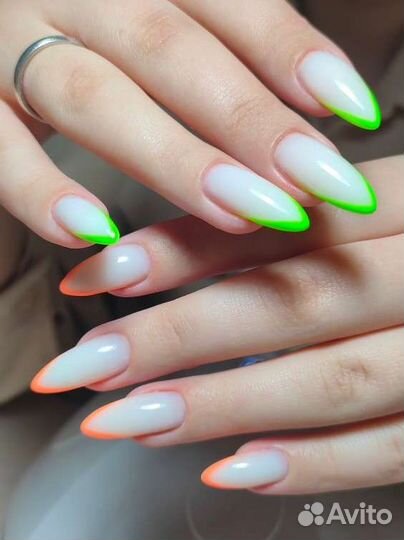 Маникюр с покрытием, наращивание ногтей