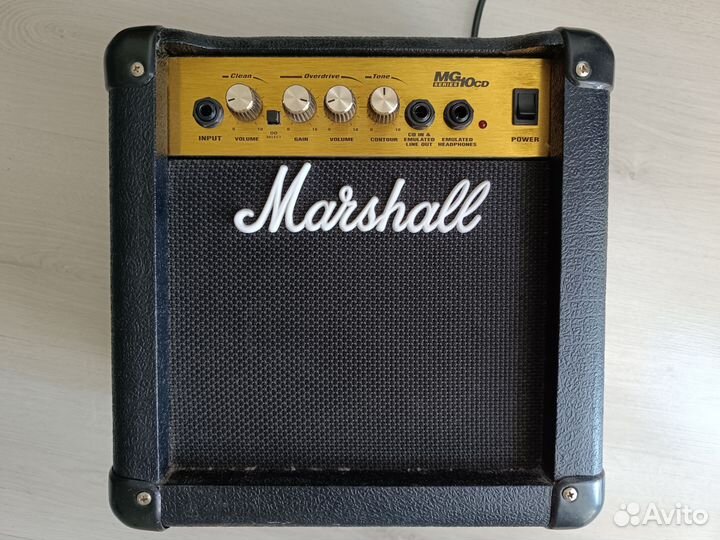 Гитарный комбоусилитель Marshall MG10CD