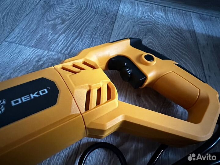 Сабельная пила 1000 Вт новая