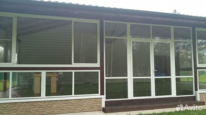 Остекление беседки качественно
