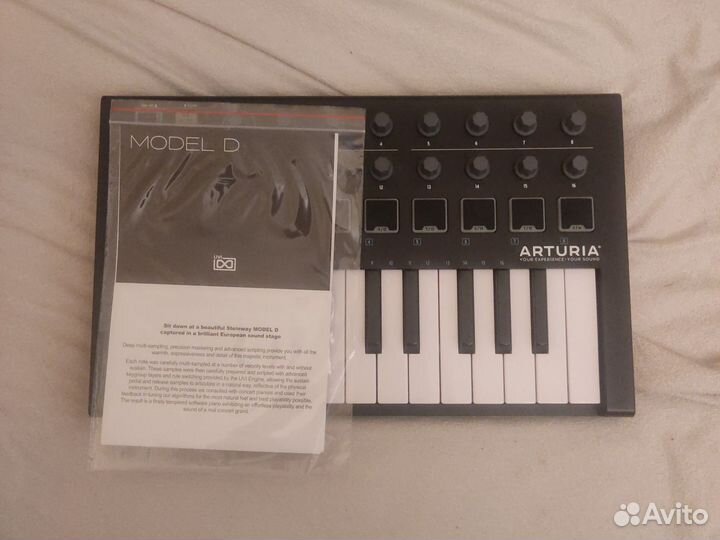 Midi клавиатура arturia minilab mk2