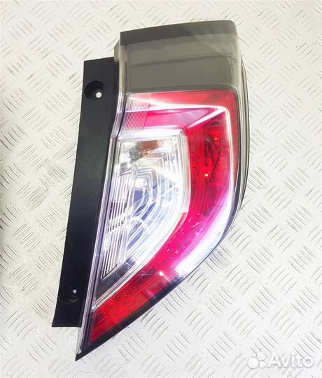 Фонарь задний правый Honda Civic