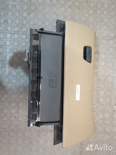 Бардачок Volvo XC90, 2007