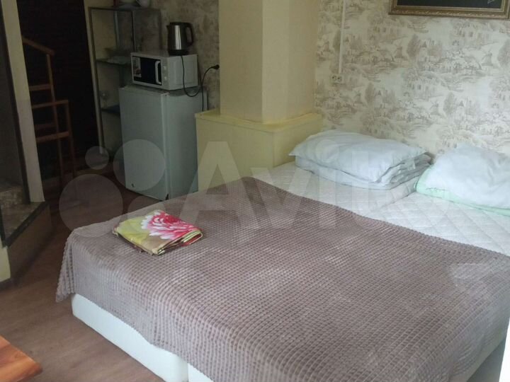 Дом 14 м² на участке 1 сот.