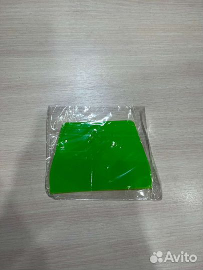 Скребок для торта