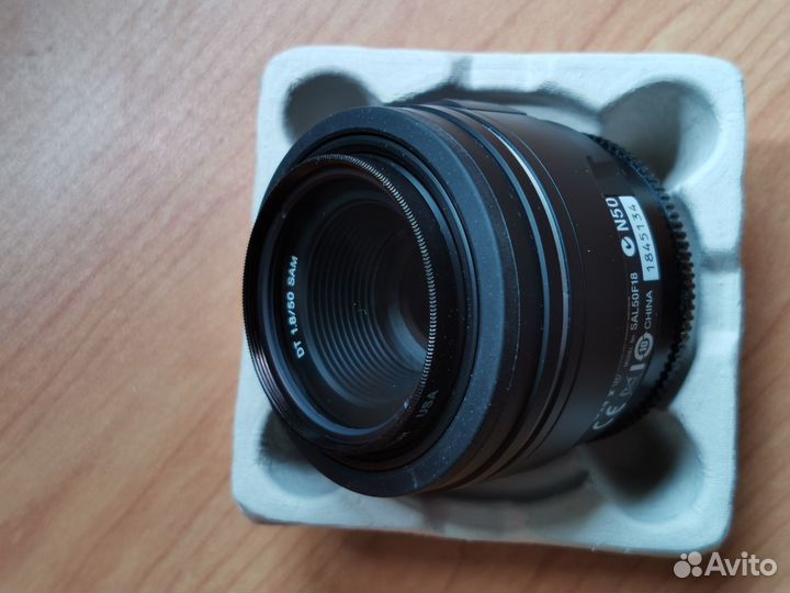 Объектив sony SAL50F18