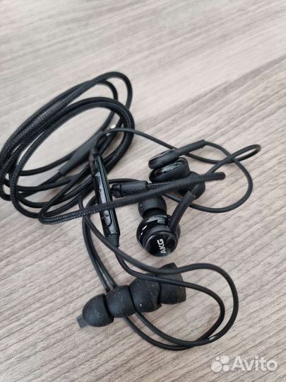 Наушники Samsung AKG-IG955