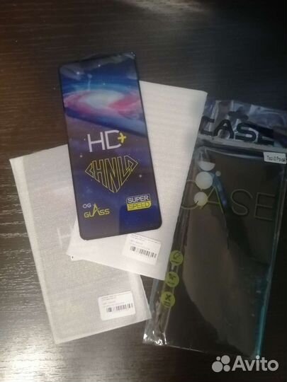 Чехлы на телефон