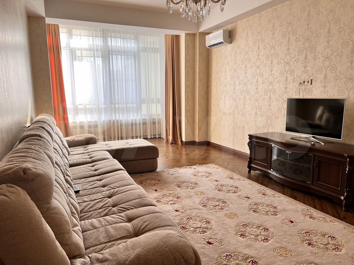 3-к. квартира, 125 м², 4/12 эт.