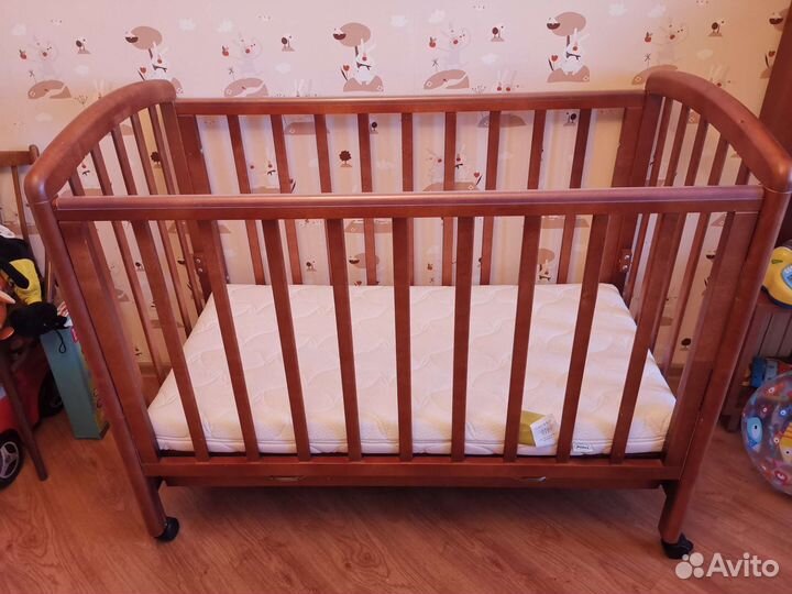 Детская кроватка 120х60см