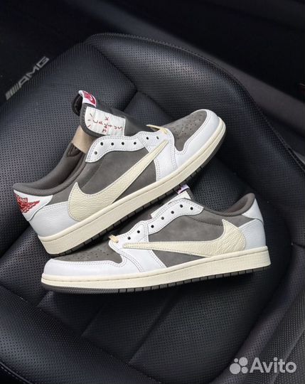 Travis scott x Nike Air Jordan 1 low