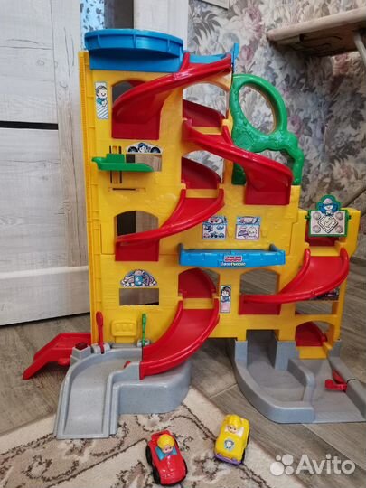 Трек парковка большая fisher price