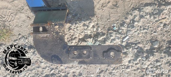 Фаркоп Toyota Land Cruiser 200 BAL LEX