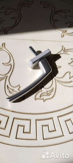 Ручка оконная