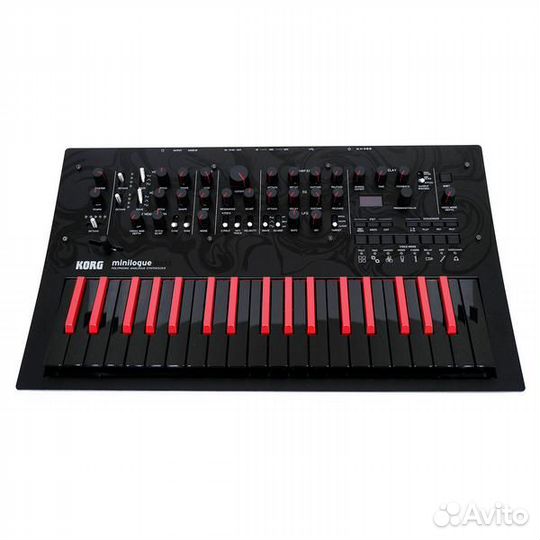 Синтезатор Korg Minilogue Bass