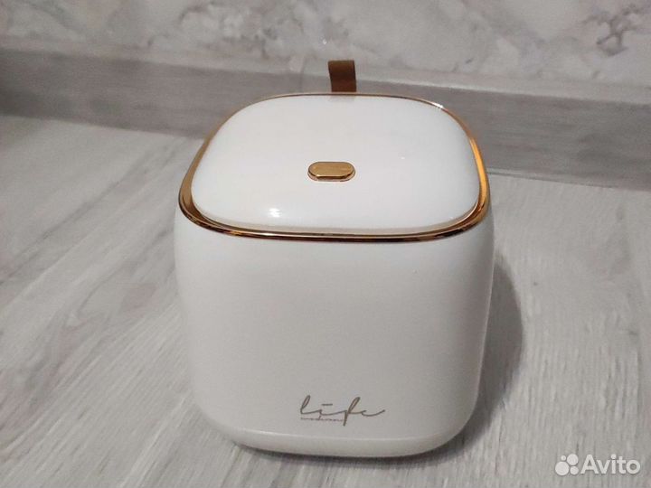 Настольная урна, мусорка