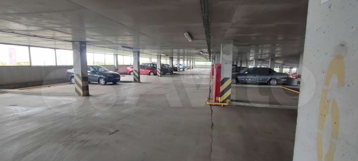 Машиноместо, 17 м²