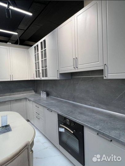 Угловая кухня