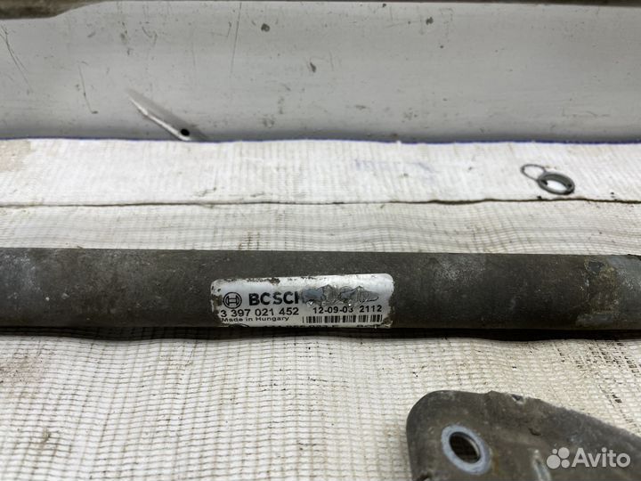 Трапеция стеклоочистителя Skoda Octavia A5