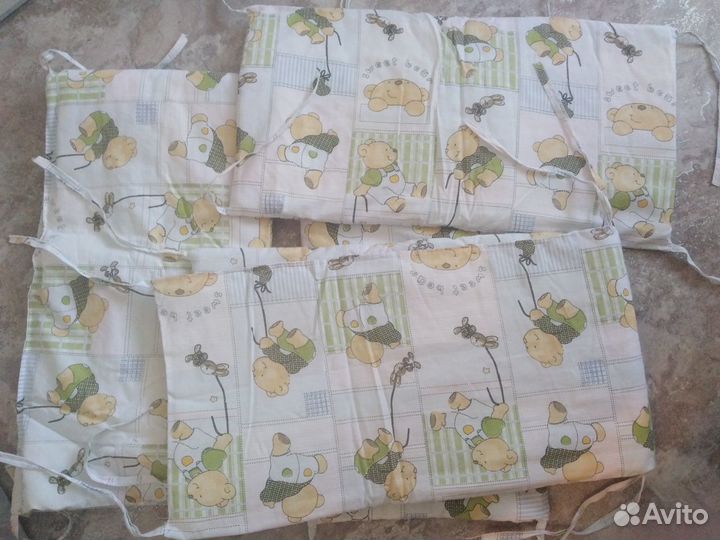 Бортики в кроватку