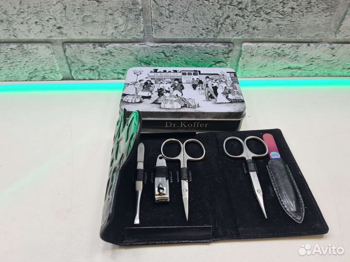 П.7619 Dr.Koffer Маникюрный набор
