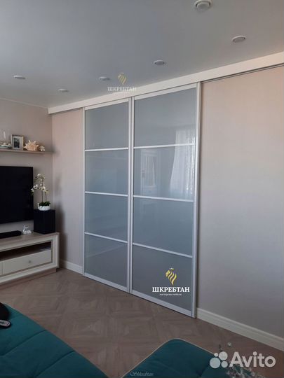 Межкомнатная перегородка из стекла