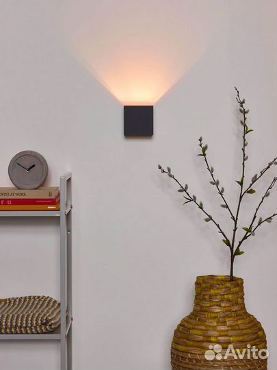 Светильник настенный