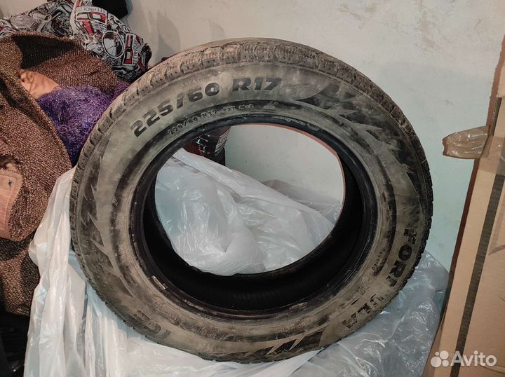 Pirelli Formula Ice 225/60 R17 99T