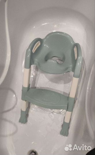 Детское сиденье на унитаз со ступенькой