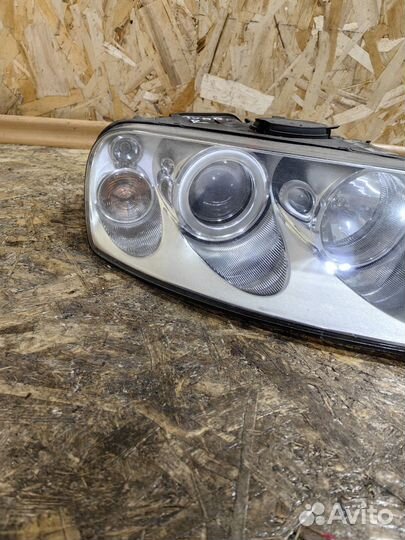 Фара Правая Фольксваген Туарег 1 7L6941016BJ Галог