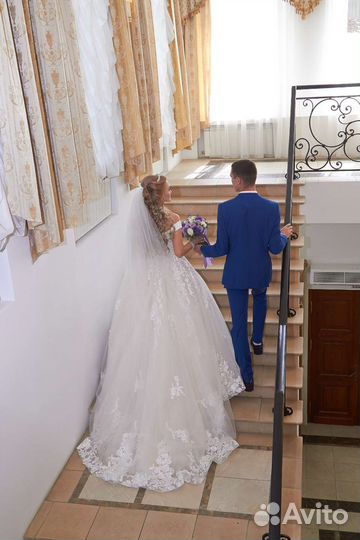 Свадебное платье