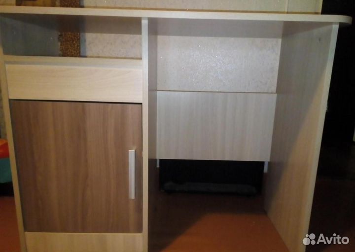 Компьютерный стол №4