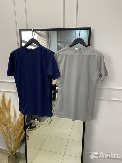 Футболка Levis