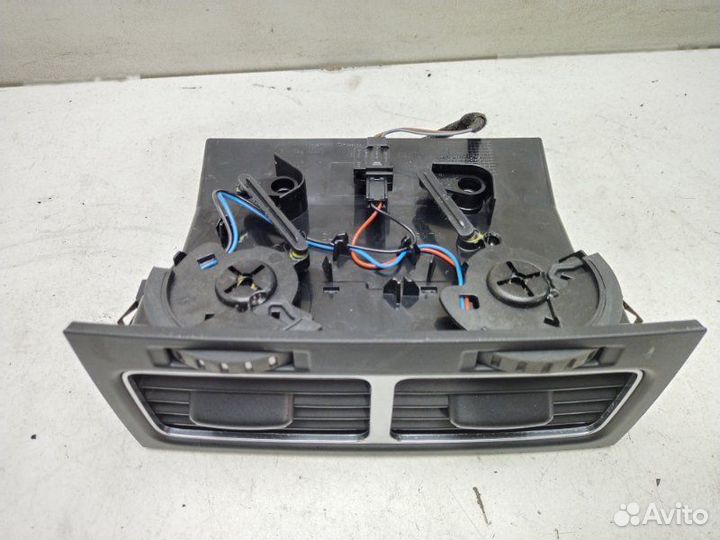 Дефлектор воздушный Volkswagen Touareg 2 NF 3.0