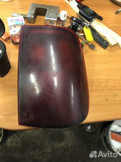 Фонарь правый Ford Maverick 1995 г.в