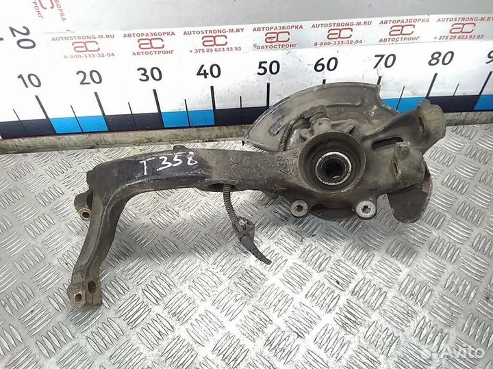 Ступица передняя левая Audi A6 4B/C5 2000