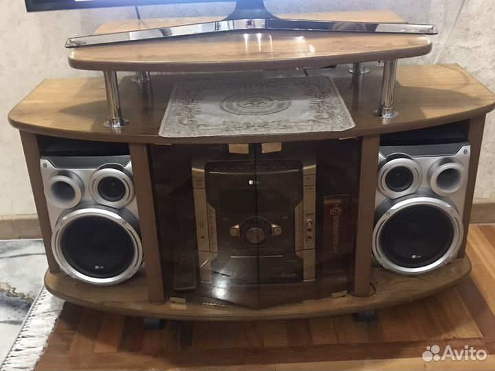 Тумба под Телевизор