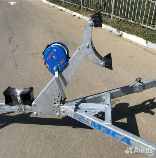 Прицеп от мзса 81771B.101. Для гидроцикла