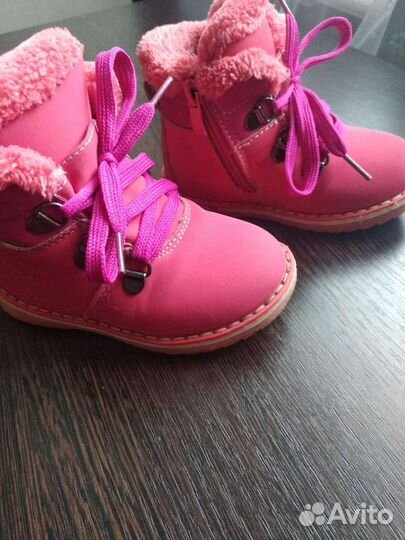 Зимние ботинки для девочки