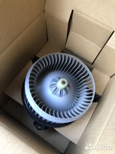 Моторчик печки toyota highlander 2