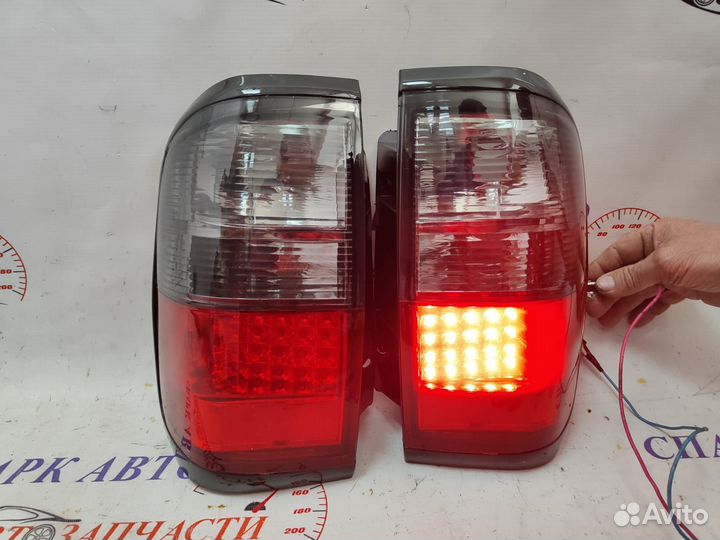 Стопы LED Nissan Terrano 50 1995-2002г дымчатые